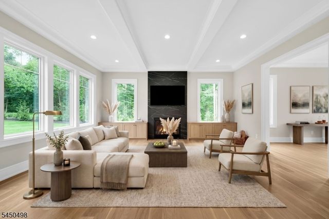 237 Mountainside Rd, Mendham Twp., NJ 07945