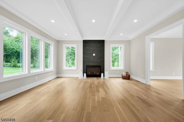 237 Mountainside Rd, Mendham Twp., NJ 07945