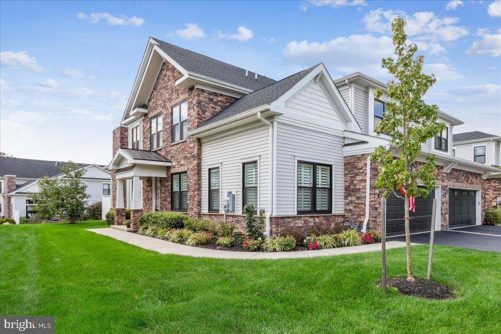 36 BIRDIE WAY, Lawrenceville, NJ 08648