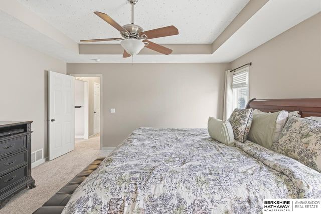 11831 S 48th Street, Bellevue, NE 68133