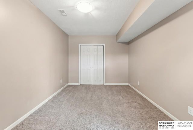 11831 S 48th Street, Bellevue, NE 68133