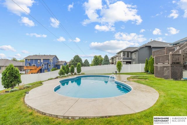 11831 S 48th Street, Bellevue, NE 68133