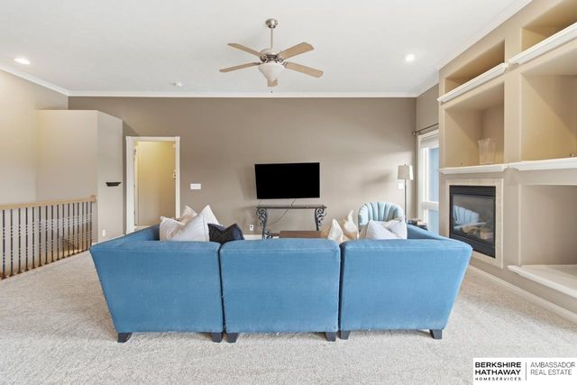 11831 S 48th Street, Bellevue, NE 68133
