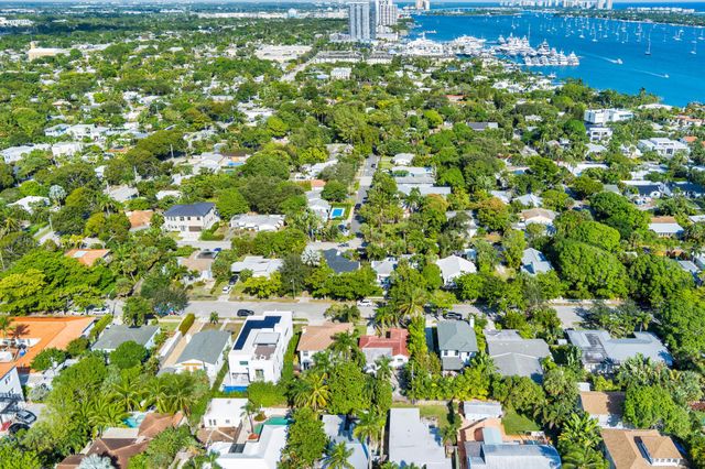 244 31st Court, West Palm Beach, FL 33407