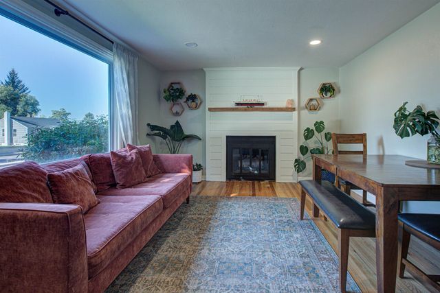 2608 W Wellesley Ave, Spokane, WA 99205