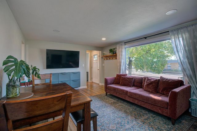 2608 W Wellesley Ave, Spokane, WA 99205