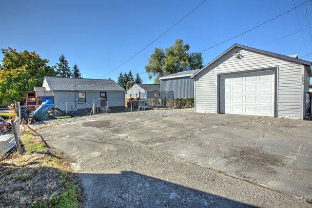 2608 W Wellesley Ave, Spokane, WA 99205