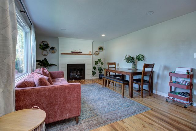 2608 W Wellesley Ave, Spokane, WA 99205