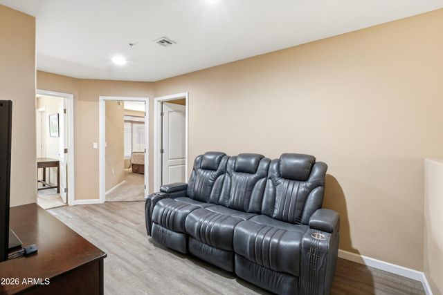 1350 S GREENFIELD Road 1049, Mesa, AZ 85206