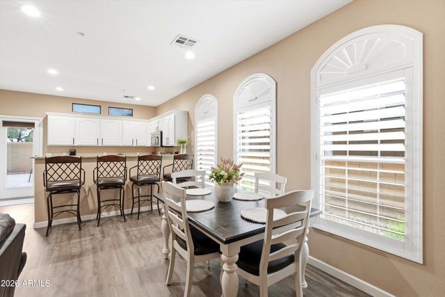 1350 S GREENFIELD Road 1049, Mesa, AZ 85206