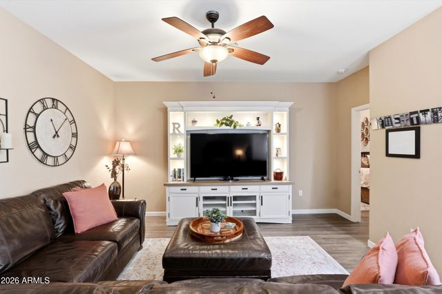 1350 S GREENFIELD Road 1049, Mesa, AZ 85206