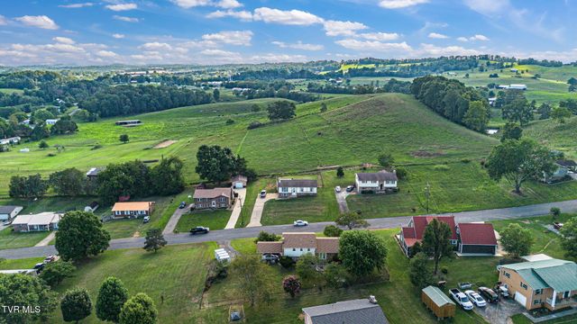 250 Plainview Heights Circle, Greeneville, TN 37745