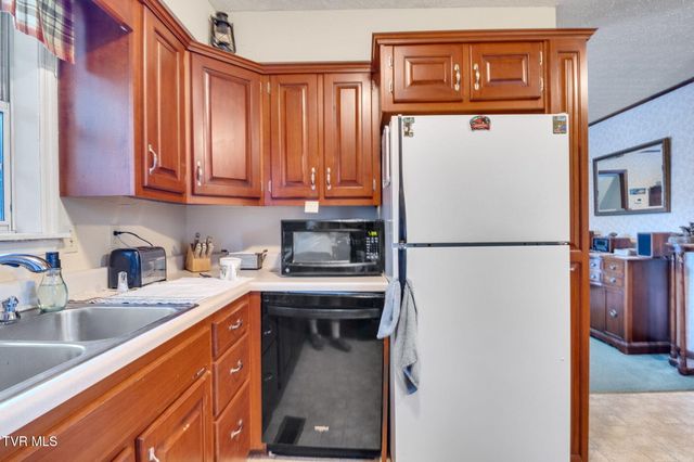 250 Plainview Heights Circle, Greeneville, TN 37745