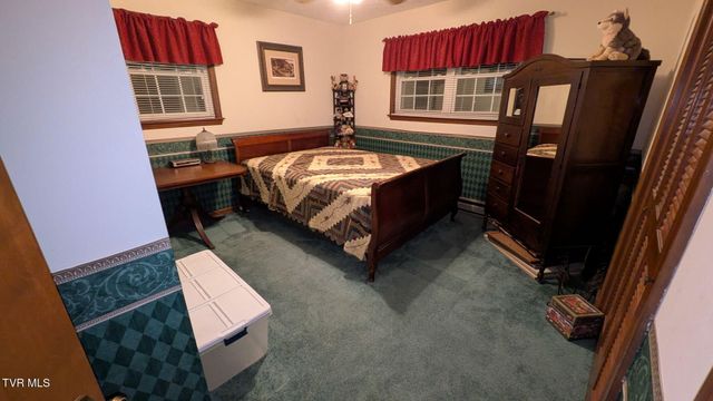 250 Plainview Heights Circle, Greeneville, TN 37745