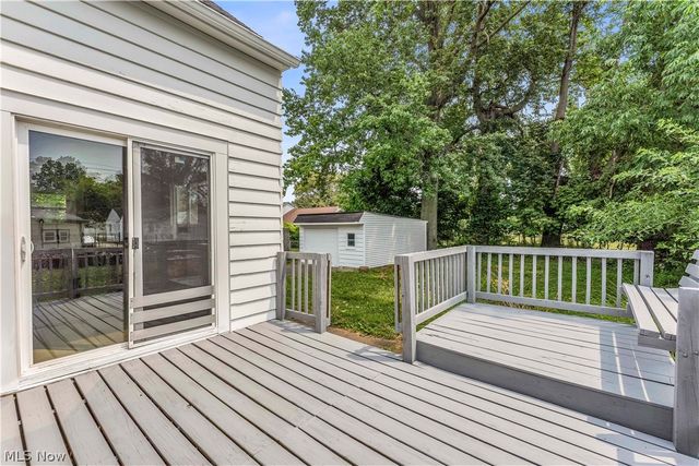 1083 Eastlake Drive, Eastlake, OH 44095