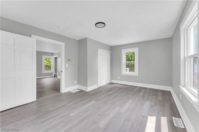 1083 Eastlake Drive, Eastlake, OH 44095