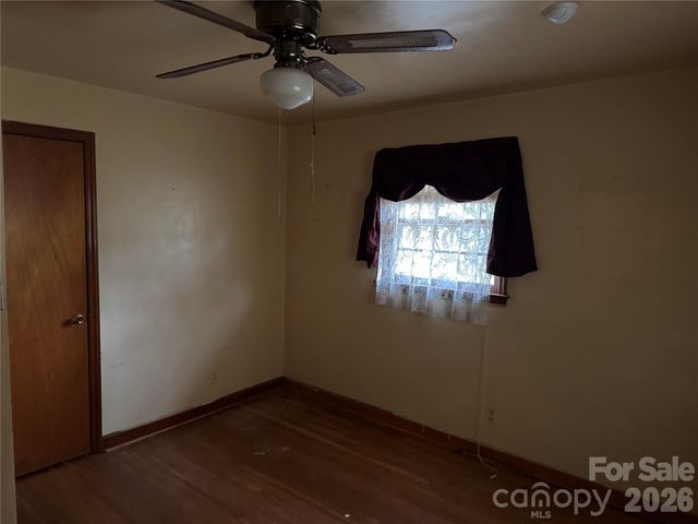 2013 K Court Avenue, Winston Salem, NC 27105