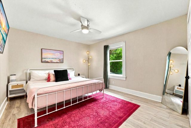 1161 NEWTON AVENUE S, St Petersburg, FL 33705