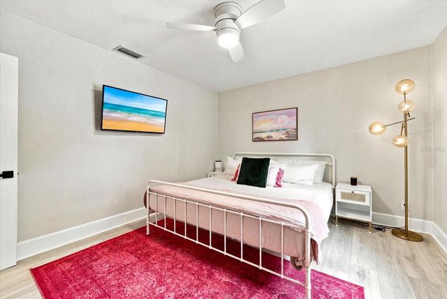 1161 NEWTON AVENUE S, St Petersburg, FL 33705