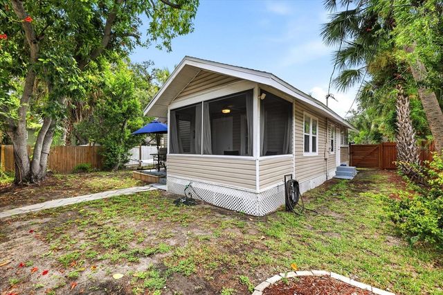 1161 NEWTON AVENUE S, St Petersburg, FL 33705