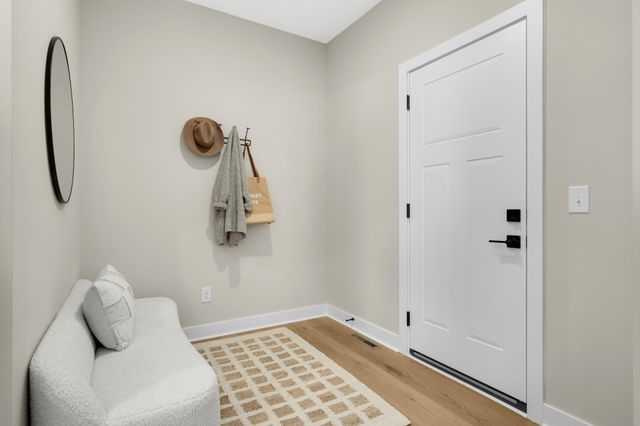 2164 Eustis Street, Roseville, MN 55113