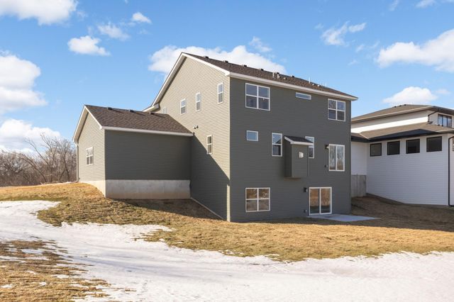 2164 Eustis Street, Roseville, MN 55113