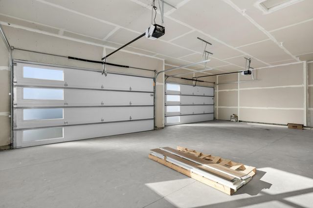 2164 Eustis Street, Roseville, MN 55113