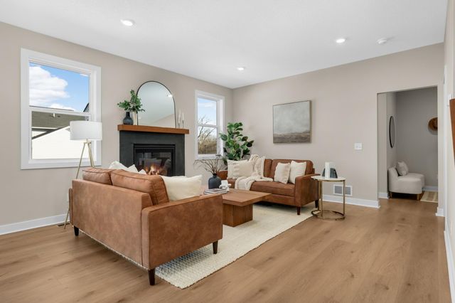 2164 Eustis Street, Roseville, MN 55113