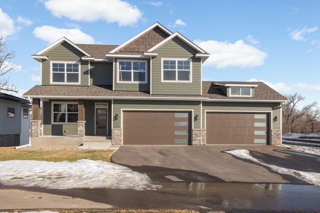 2164 Eustis Street, Roseville, MN 55113