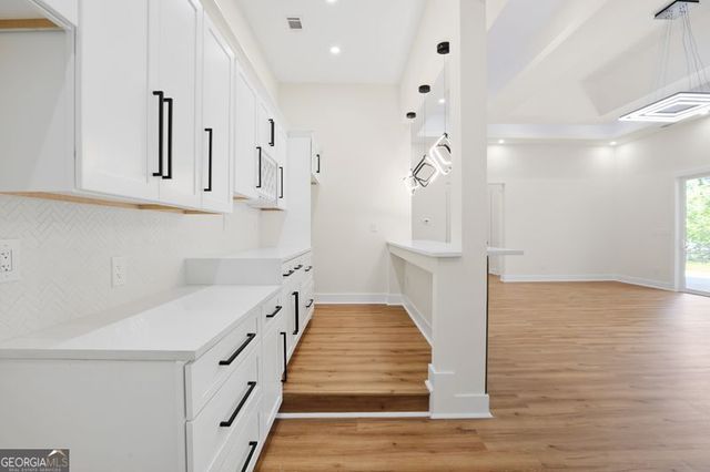 1155 SW Apollo, Atlanta, GA 30331