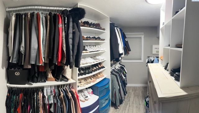 1723 N 19th Ave, Pasco, WA 99301