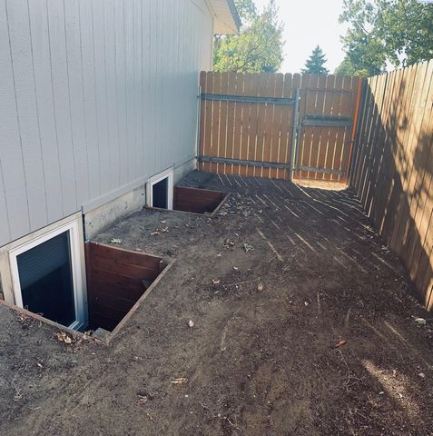 1723 N 19th Ave, Pasco, WA 99301