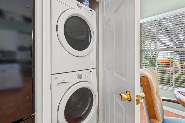 25300 HIBISCUS STREET, Leesburg, FL 34748