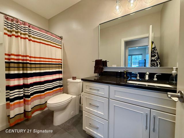 406 N Hamilton Street 111, Saginaw, MI 48602