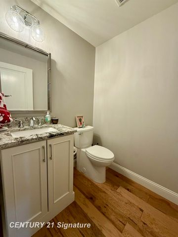 406 N Hamilton Street 111, Saginaw, MI 48602