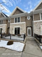 406 N Hamilton Street 111, Saginaw, MI 48602