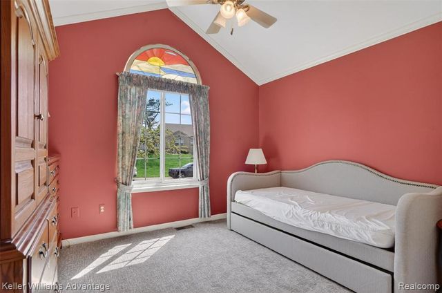 761 Knollwood Circle, South Lyon, MI 48178
