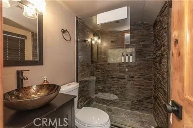 33417 CEDAR DR, Arrowbear, CA 92382