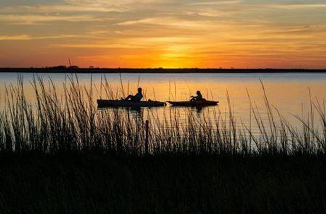 3337 Bay Point Drive, Palacios, TX 77465