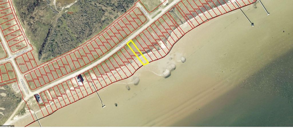 3337 Bay Point Drive, Palacios, TX 77465