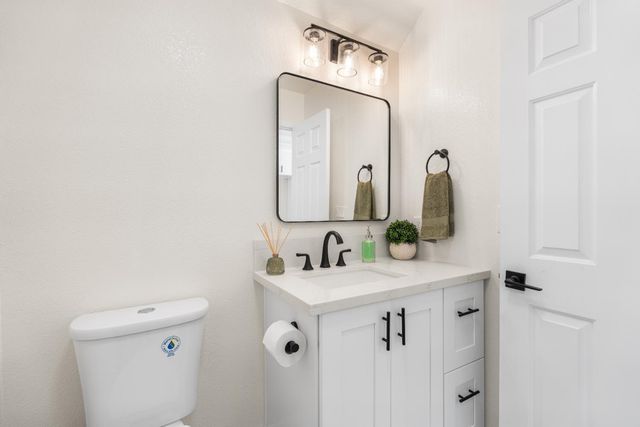 5329 Wesley Rd, Rocklin, CA 95765