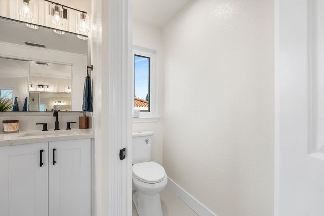 5329 Wesley Rd, Rocklin, CA 95765