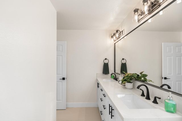 5329 Wesley Rd, Rocklin, CA 95765