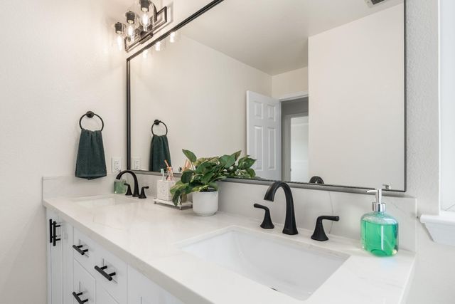 5329 Wesley Rd, Rocklin, CA 95765