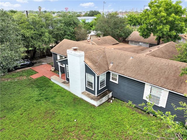 3238 Up River Rd, Corpus Christi, TX 78408