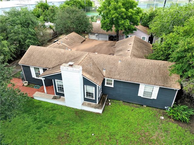 3238 Up River Rd, Corpus Christi, TX 78408