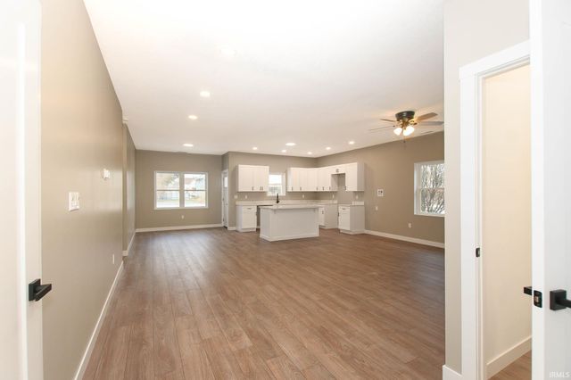 302 W Canal Street, Peru, IN 46970