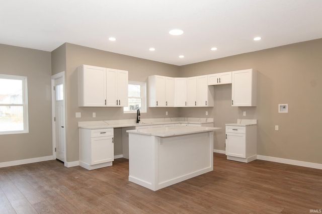 302 W Canal Street, Peru, IN 46970