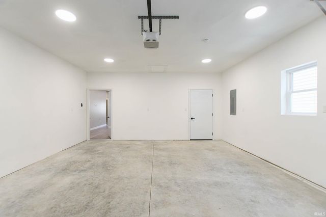 302 W Canal Street, Peru, IN 46970