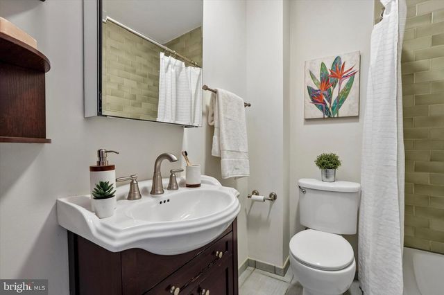 1932 KATER ST, Philadelphia, PA 19146